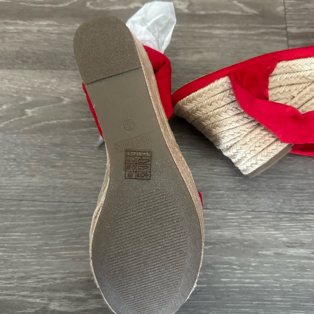 NWT Red Ankle Tie Wedge Sandals - Picture 4 of 6